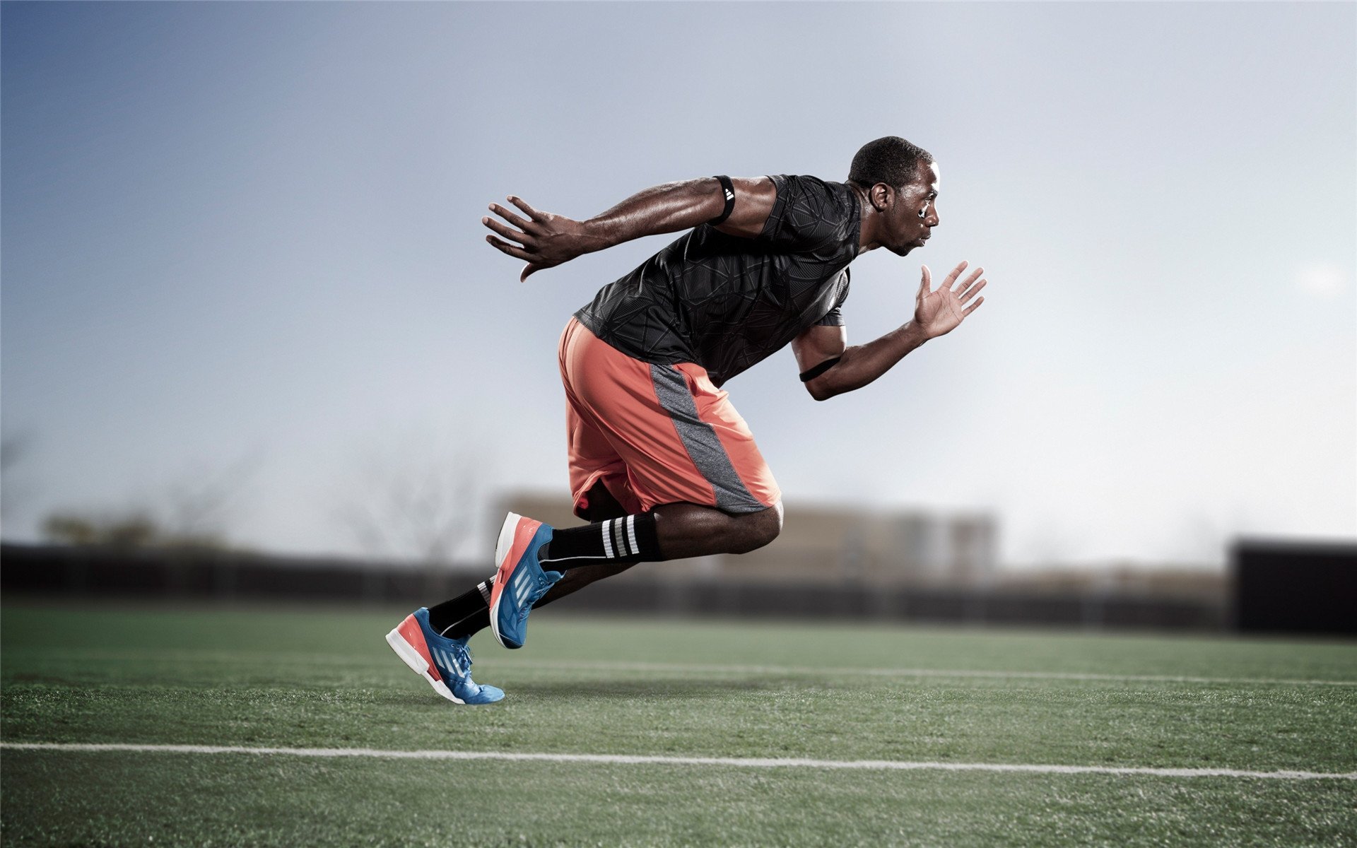 网球技术演示视频引导初学者科学入门，网球训练视频教学视频教程